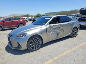 Lexus IS 2.0L 4 2018