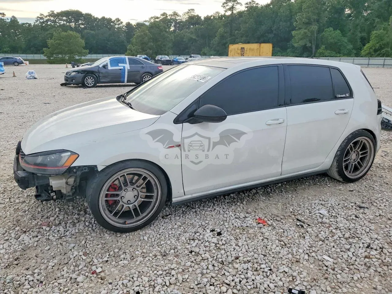 Volkswagen Golf 2L 4 2015