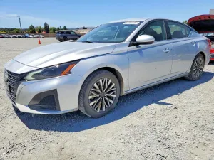 Nissan Altima 2.5L 4 2023