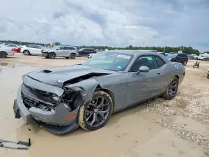 Dodge Challenger 5.7L 8 2019
