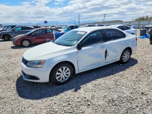 Volkswagen Jetta 2.0L 4 2013