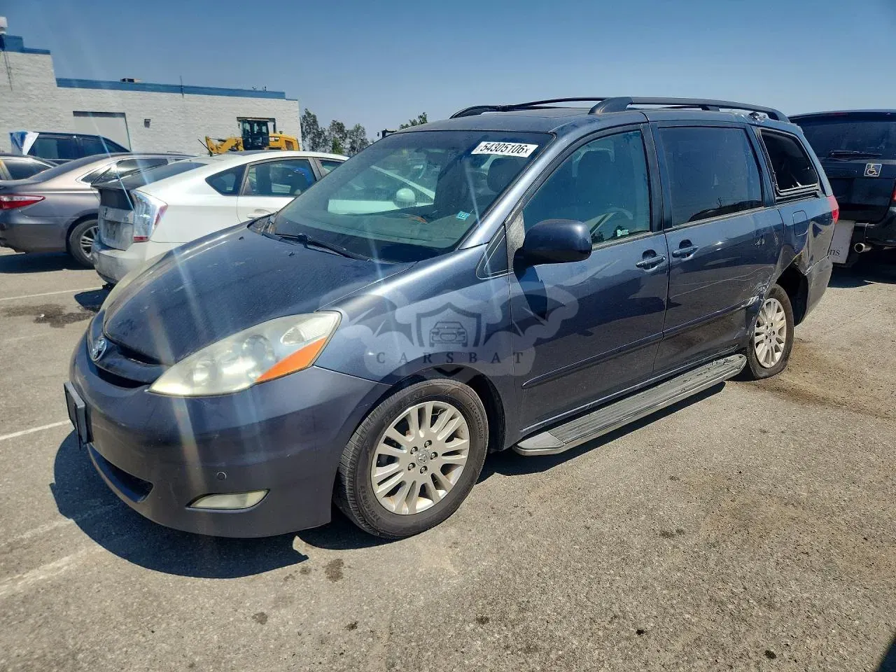 Toyota Sienna 3.5L 6 2010