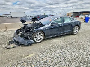 Tesla Model S 2021