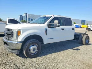 Ford F-350 6.7L 8 2017