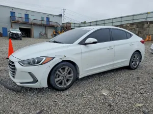 Hyundai Elantra 2.0L 4 2017
