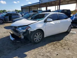 Toyota Corolla 1.8L 4 2015