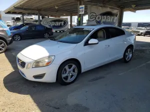 Volvo S60 2.4L 5 2012