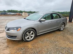 Volkswagen Passat 2.5L 5 2012