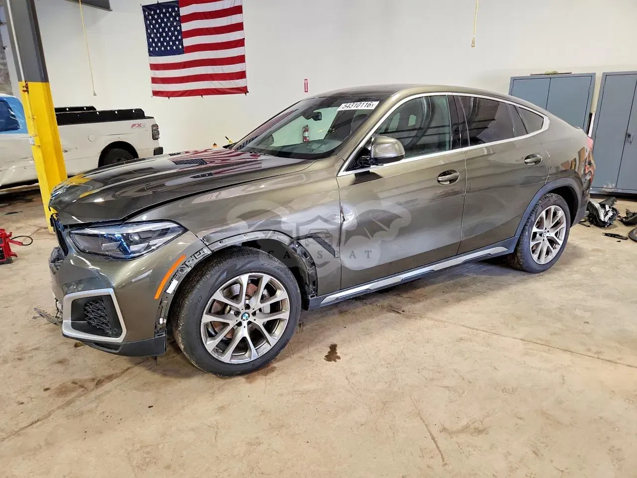 BMW X6 3.0L 6 2022