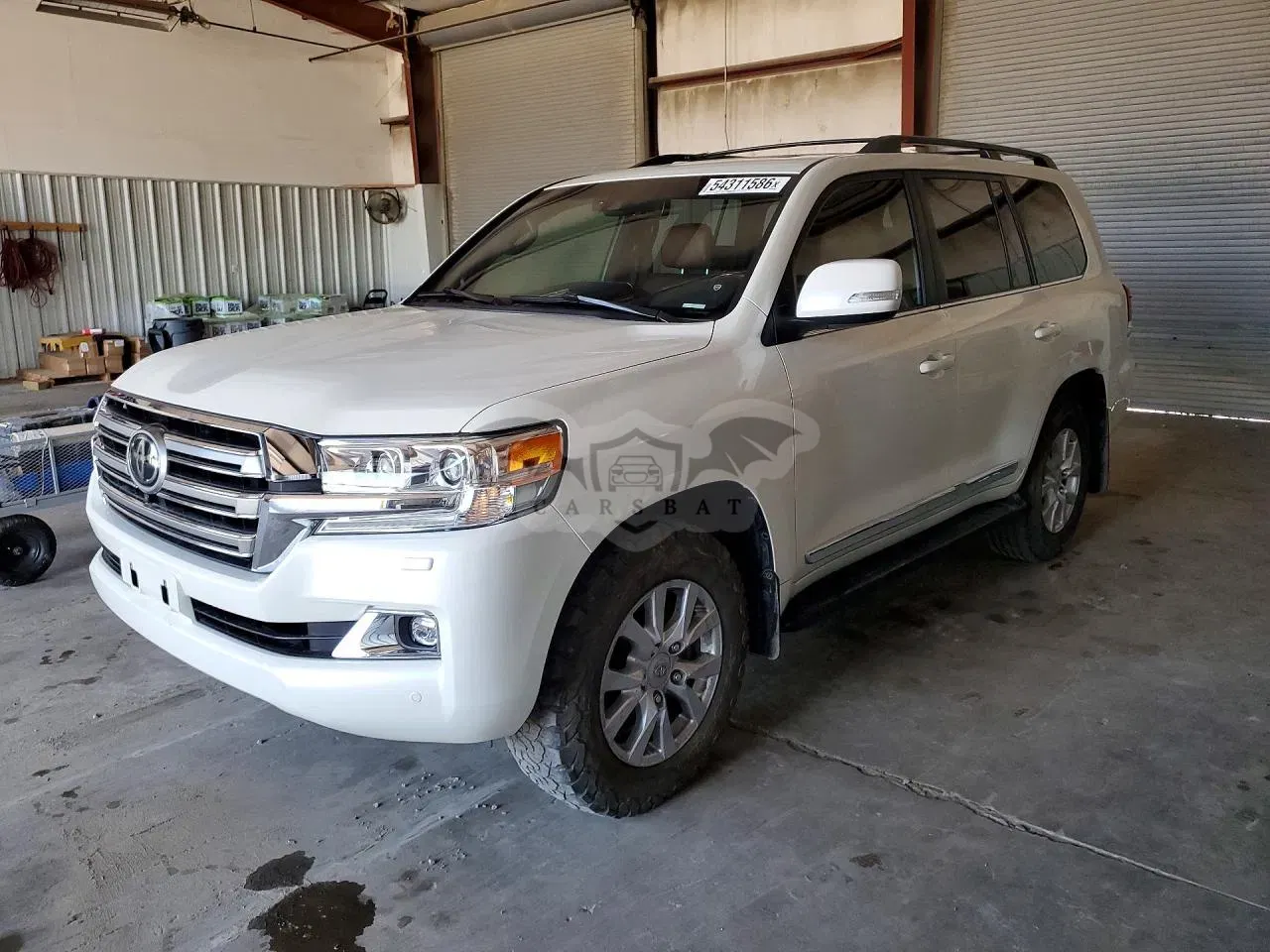 Toyota Land Cruiser 5.7L 8 2016