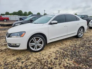 Volkswagen Passat 2.0L 4 2014