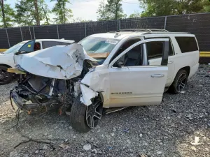 Chevrolet Suburban 5.3L 8 2016