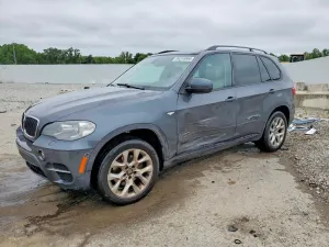 BMW X5 3.0L 6 2013