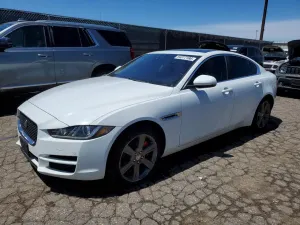 Jaguar XE 2.0L 4 2017