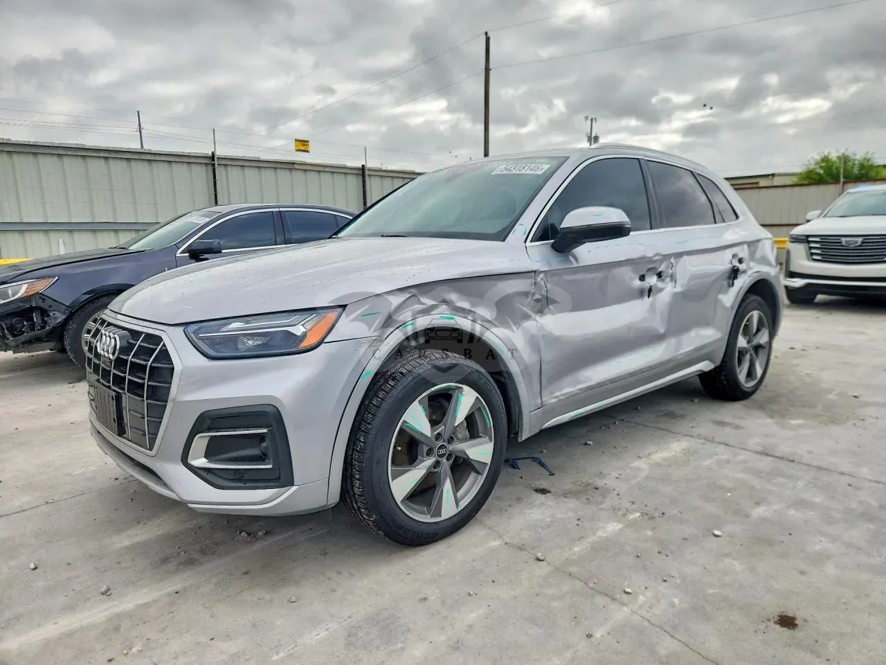Audi Q5 2.0L 4 2022