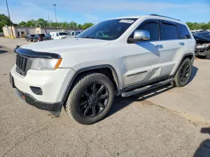 Jeep Grand Cherokee 5.7L 8 2013