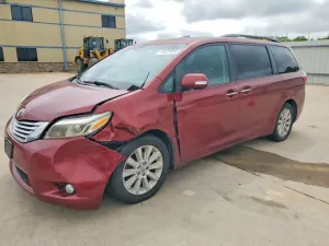 Toyota Sienna 3.5L 6 2015