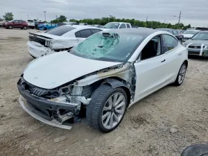 Tesla Model 3 2020