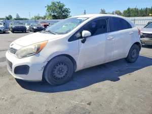 Kia Rio 1.6L 4 2013