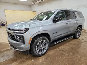 Chevrolet Tahoe 5.3L 8 2025
