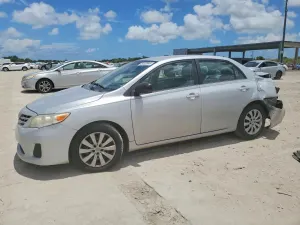 Toyota Corolla 1.8L 4 2013
