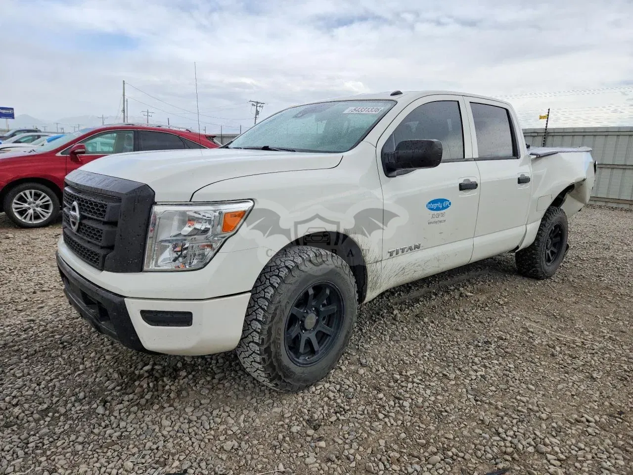 Nissan Titan 5.6L 8 2021