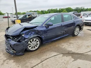Toyota Camry 2.5L 4 2021