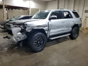 Toyota 4Runner 4.0L 6 2016