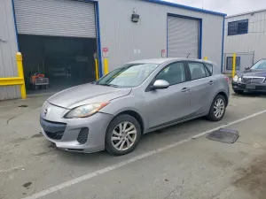 Mazda 3 2.0L 4 2012