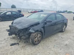 Hyundai Elantra 2.0L 4 2020