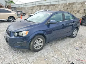 Chevrolet Aveo (Sonic) 1.8L 4 2015