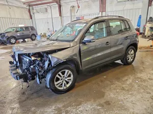 Volkswagen Tiguan 2.0L 4 2017