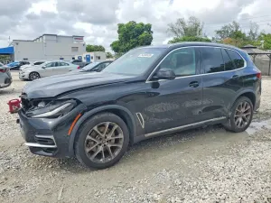 BMW X5 3.0L 6 2023