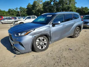 Toyota Highlander 3.5L 6 2020