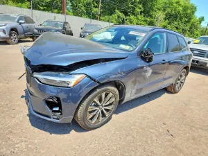 Volvo XC60 2.0L 4 2025