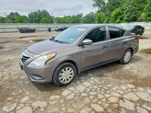 Nissan Versa 1.6L 4 2017