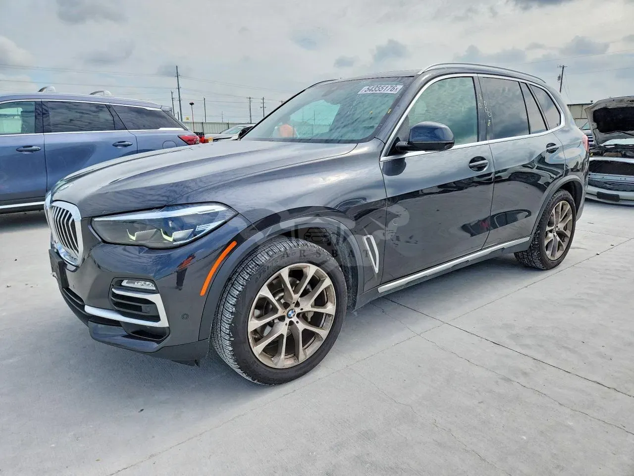 BMW X5 3.0L 6 2021