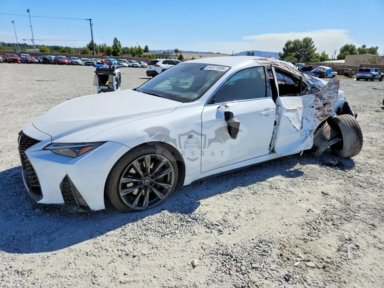 Lexus IS 2.0L 4 2025