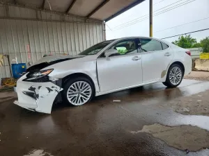 Lexus ES 3.5L 6 2016