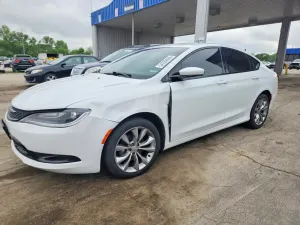 Chrysler 200 2.4L 4 2015