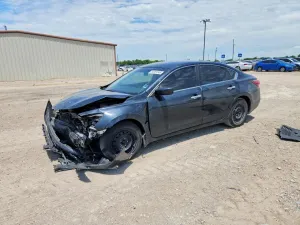 Nissan Altima 2.5L 4 2015