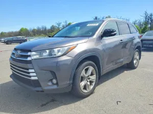 Toyota Highlander 3.5L 6 2018