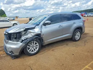Toyota Highlander 2.7L 4 2016