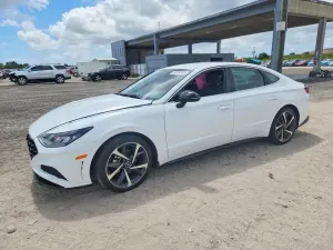 Hyundai Sonata 1.6L 4 2021