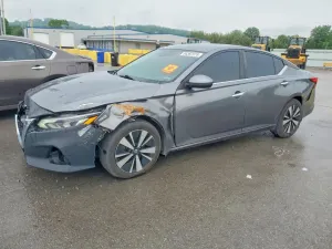 Nissan Altima 2.5L 4 2022