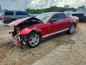 Ford Mustang 3.7L 6 2011