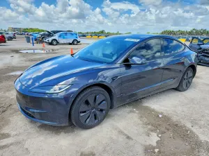 Tesla Model 3 2024