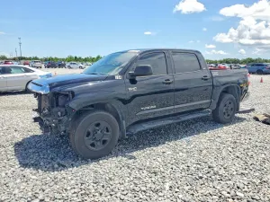 Toyota Tundra 5.7L 8 2020