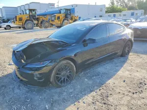 Tesla Model 3 2024