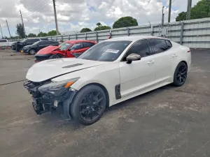 Kia Stinger 2.5L 4 2022